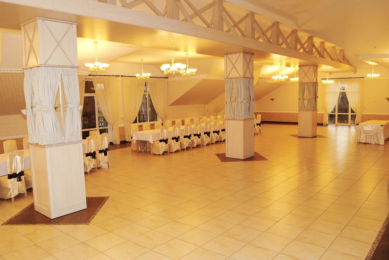 Hotel Restaurant Complex Roman'S Vishenki  Esterno foto